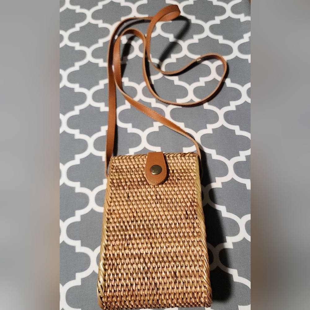 Mini Rattan/Wicker Crossbody Bag